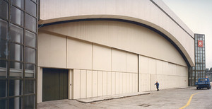 Schiebetor Messehalle 8 Hamburg (Teleskoptore, Giebelwände mit Seitenteilen)