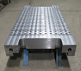 Tischplatte für 800 to-Hydraulikpresse (Gewicht: 30 Tonnen, Länge: 4,5 m, Breite: 2,3 m, Höhe: 0,4 m)